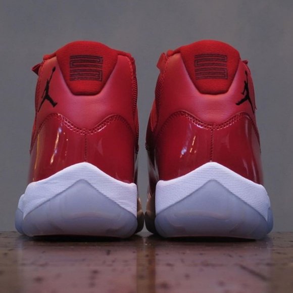 Jordan 11s Red - Picture 3 of 3